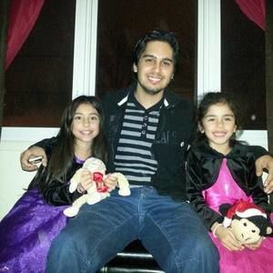 Meet your Posher, Joey